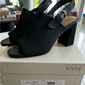 NYDJ Size 10 Sandals
